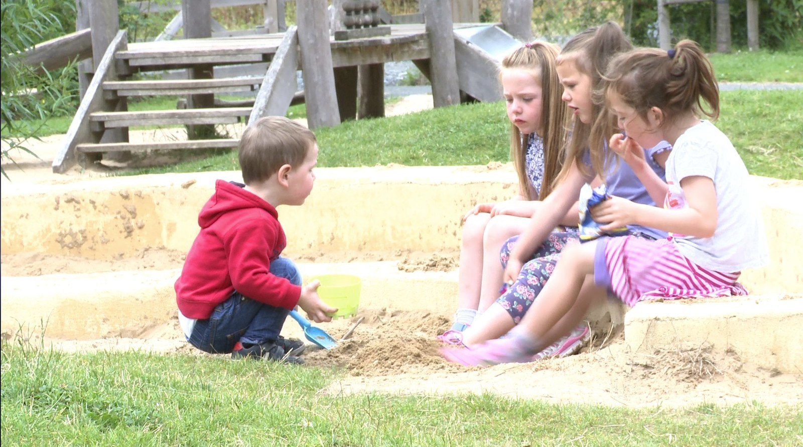 Gaelphobal Ard Mhacha Theas -  ag obair ar son na teanga in Oirdheisceart Uladh