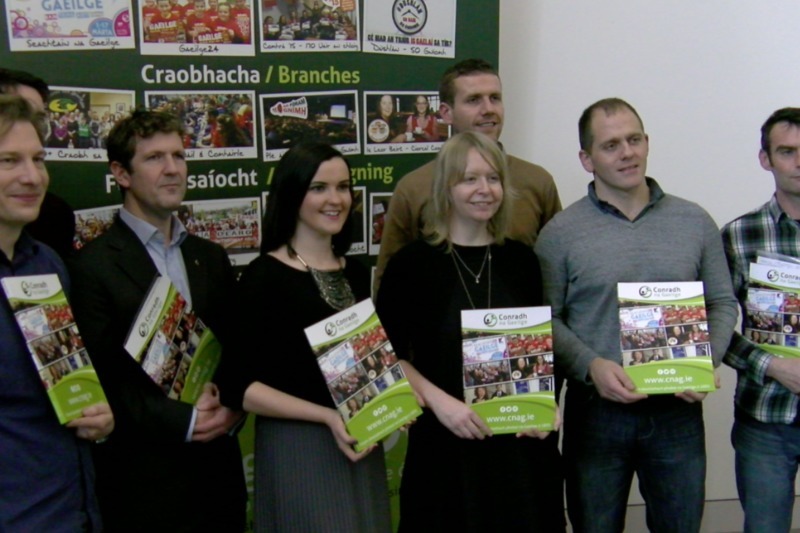 Cearta Teanga = Cearta Daonna