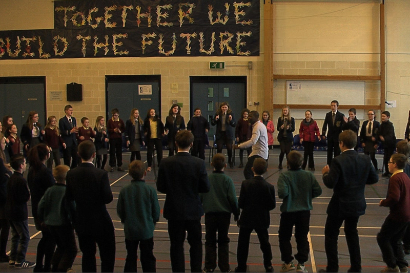 Le Chéile Trí Chultúr – athmhuintearas pobail i measc óige an tuaiscirt