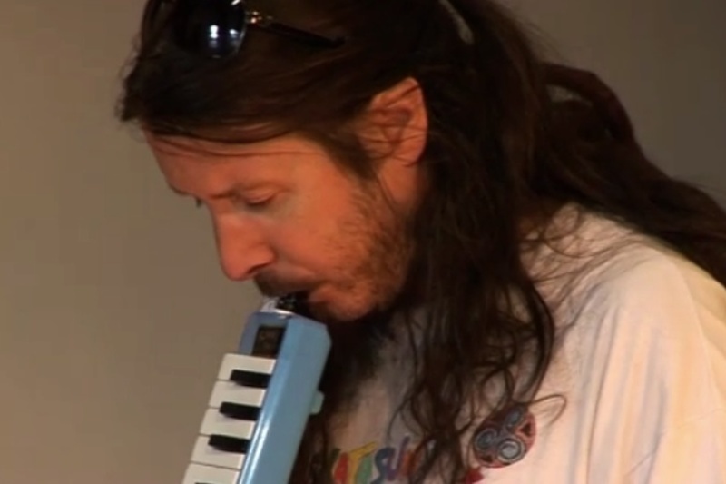 Bréag: Fiche Bliain ag Fás