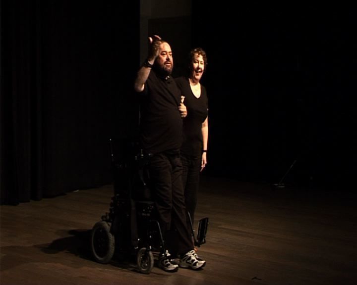 'The Wheelchair Monologues' le Gearóid Ó Cairealláin