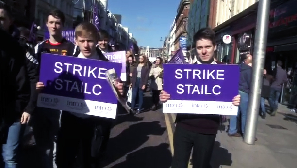 20,000 fostaí ar stailc i gcoinne chiorruithe Chnoc an Anfa