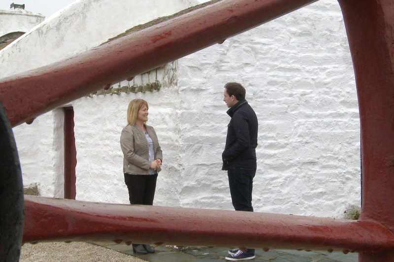 Teach Mhicí Mhic Gabhann athchóirithe mar a bhí