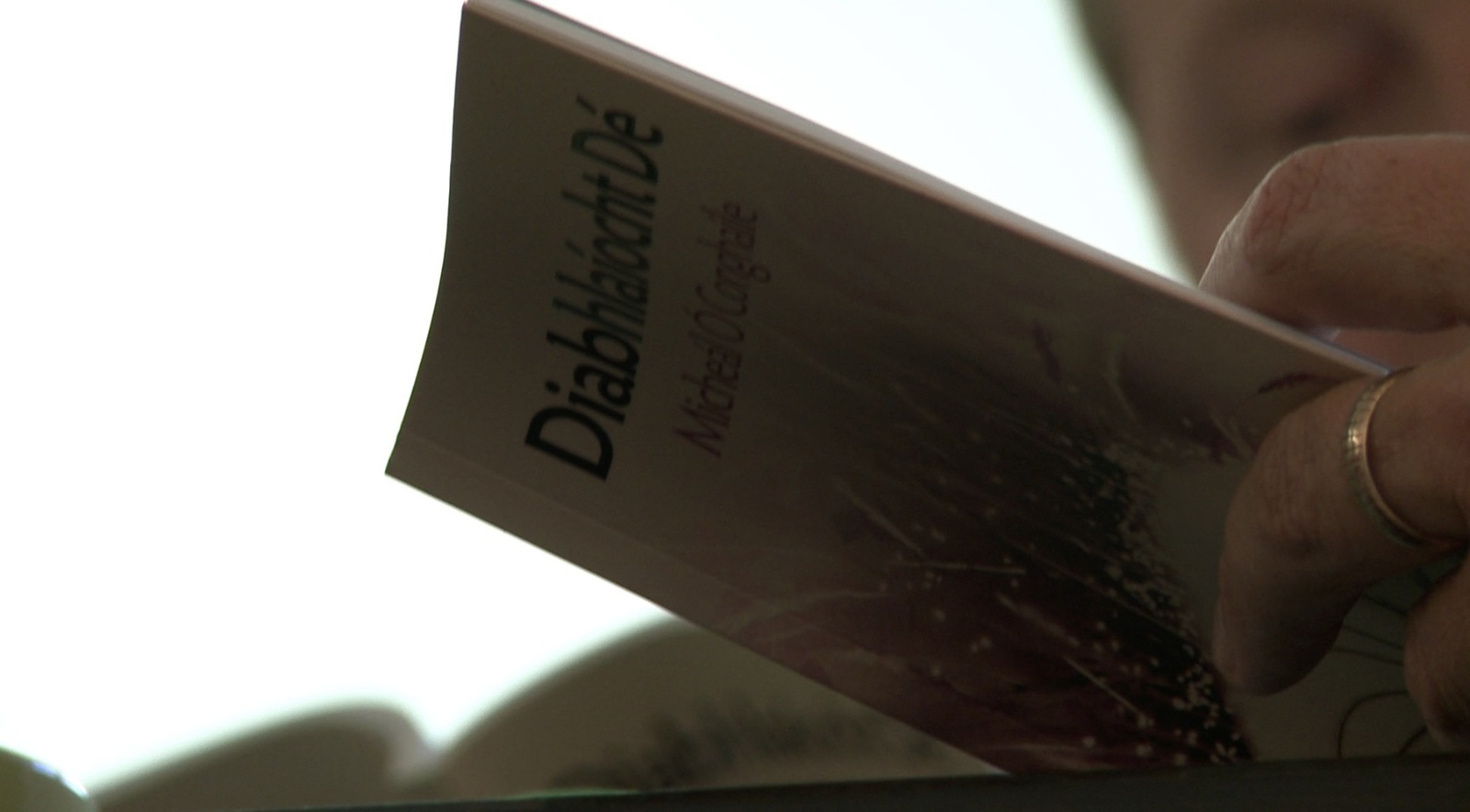 Micheál Ó Conghaile faoi agallamh